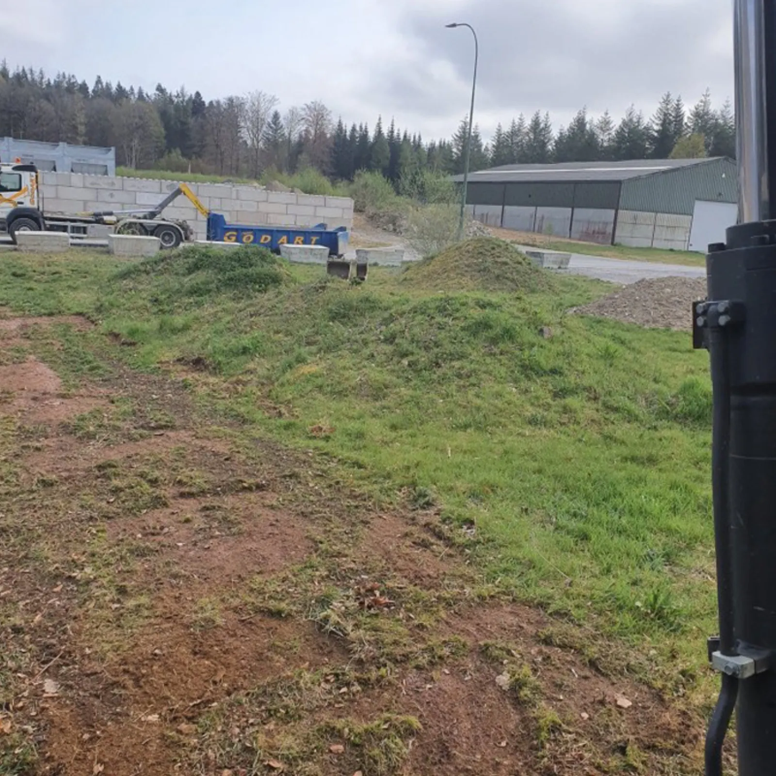 Nettoyage et préparation de terrain à Bouillon — Bouillon